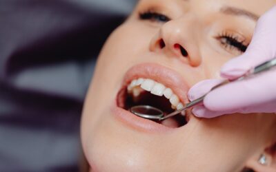 Smile Makeovers: A Dentist’s Guide to Transforming Your Smile